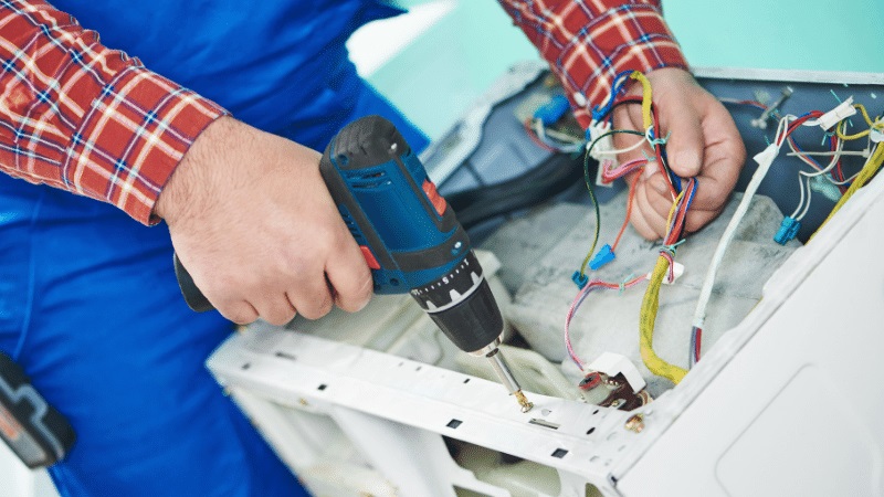 İzmir Profilo Profilo çamaşır makinesi kart tamiri – Su almama arızası orijinal parça ile giderildi. - Teknik servis örneği